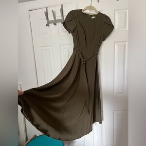 Chic Olive Green Midi Dress